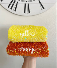 Load image into Gallery viewer, Velvet sequin yellow