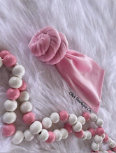 Load image into Gallery viewer, VELVET