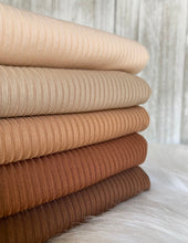 Load image into Gallery viewer, Rib knit 4x2