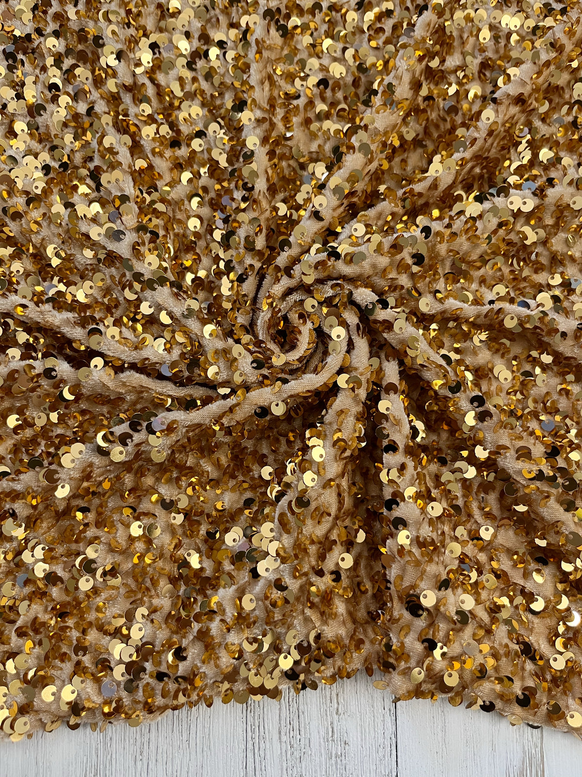 Velvet sequin