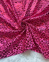 Load image into Gallery viewer, Hologram/foil
