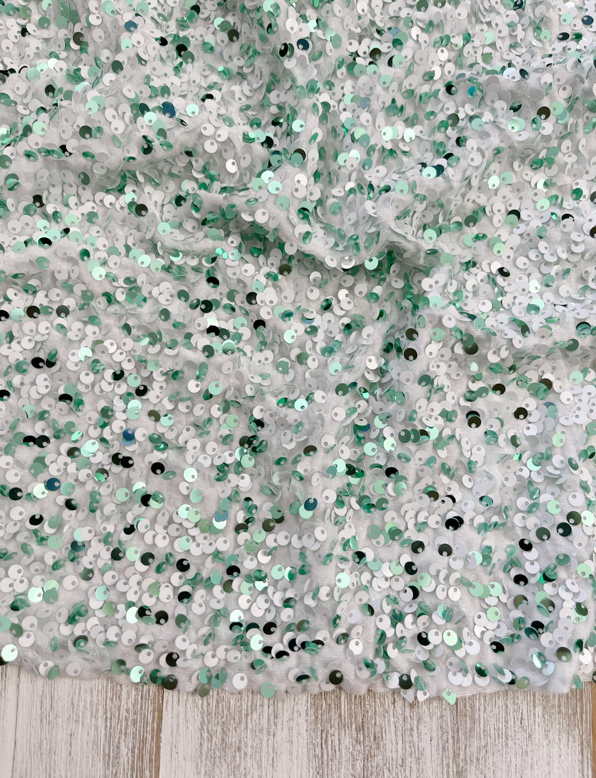 Velvet sequin white/ mint