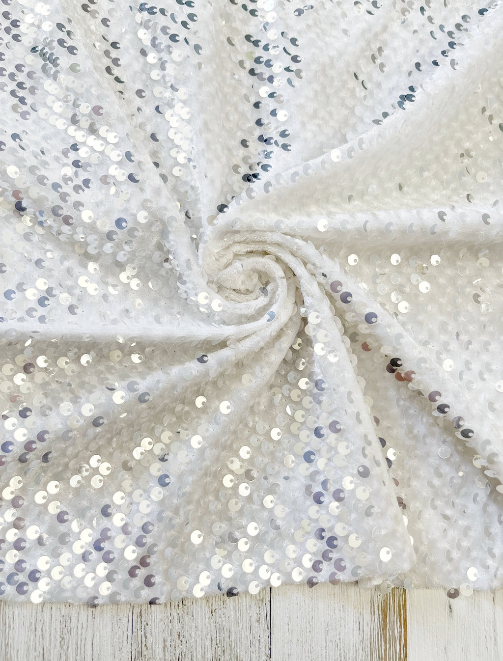 Velvet Sequin bright white