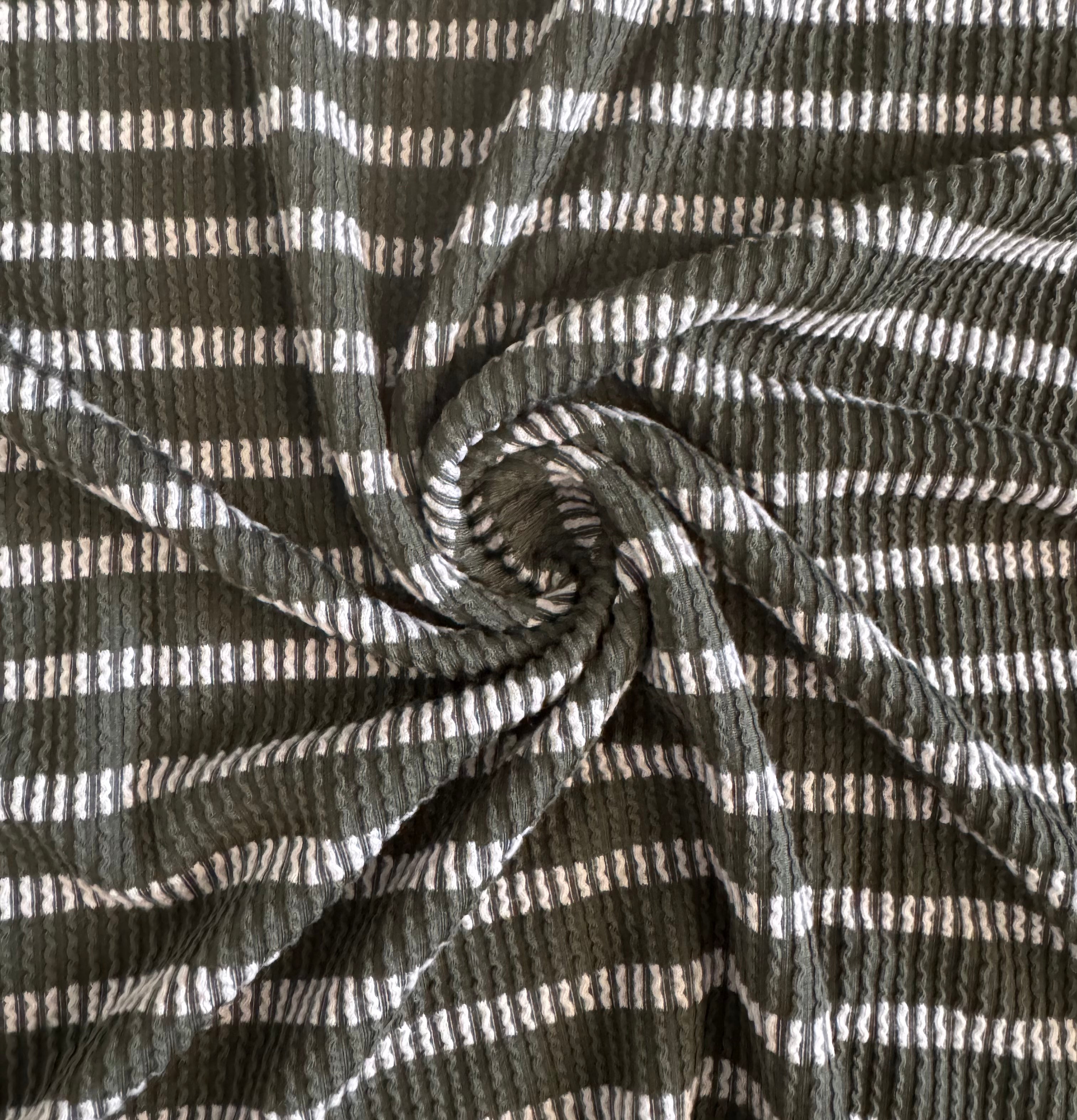 Waved stripes