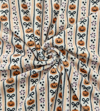 Load image into Gallery viewer, Fall
