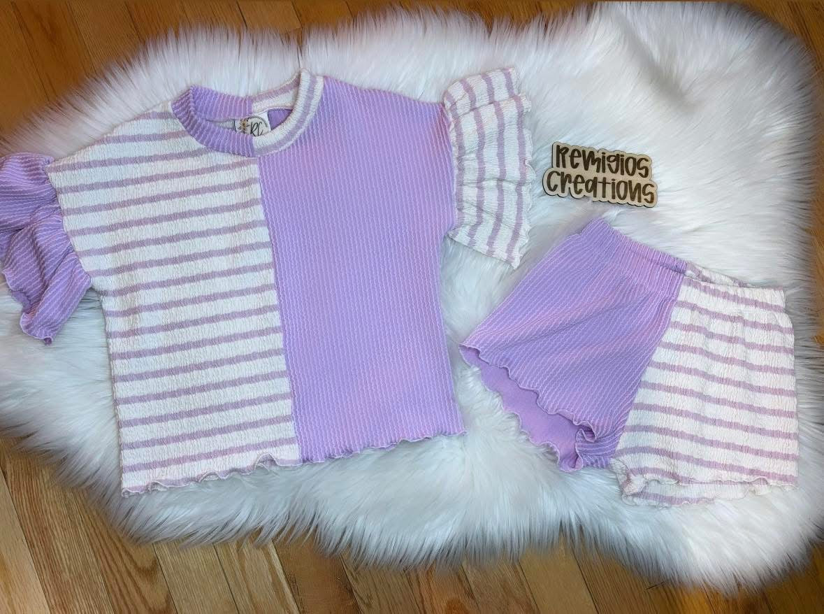Crinckle stripe knit