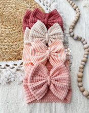 Load image into Gallery viewer, Chunky waffle
