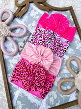 Load image into Gallery viewer, Hologram/foil
