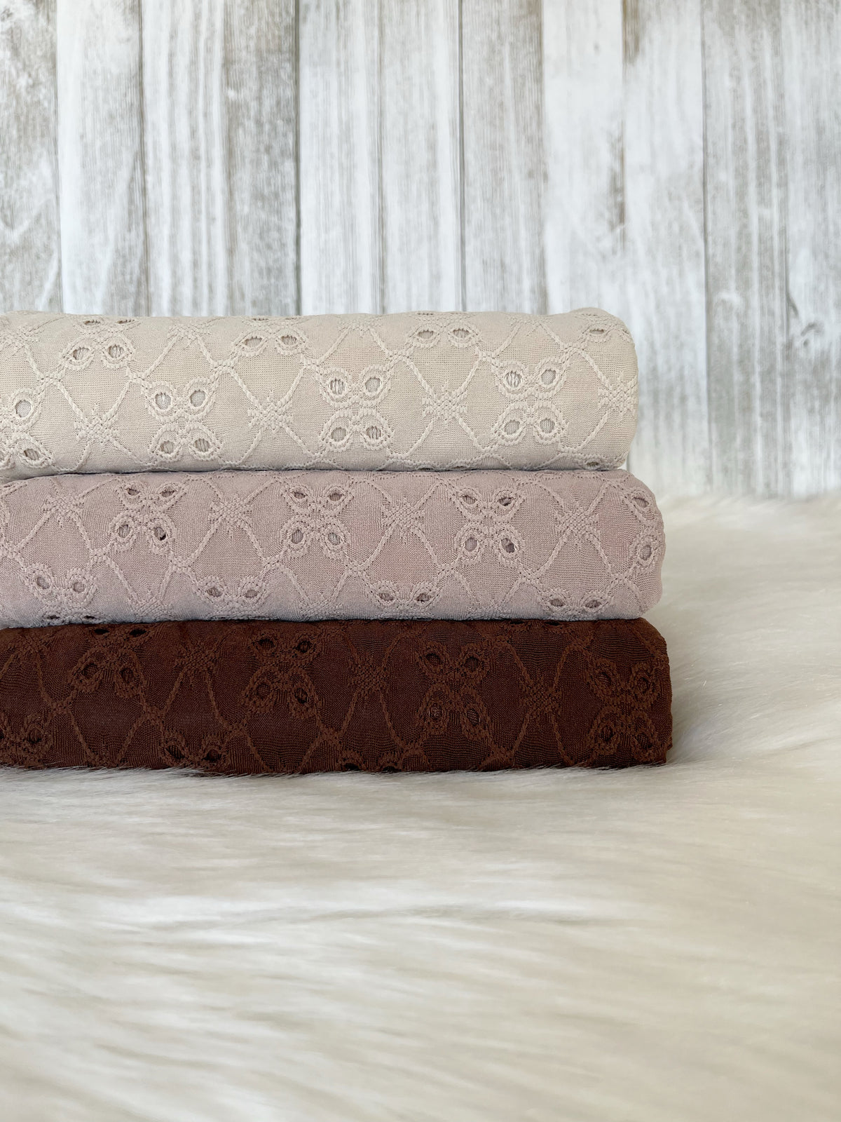 EYELET B
