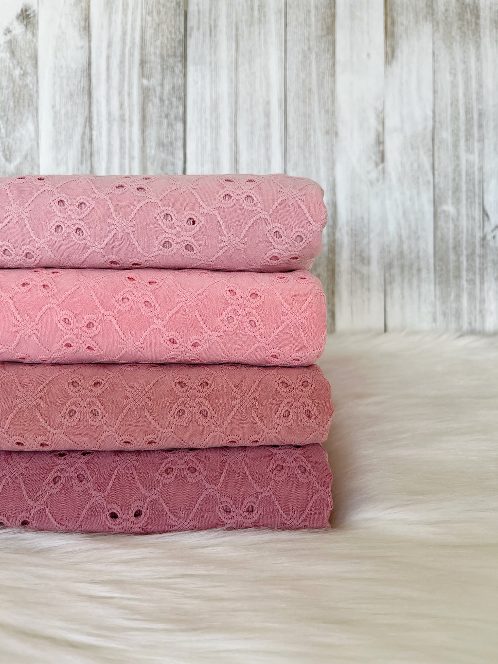 EYELET B